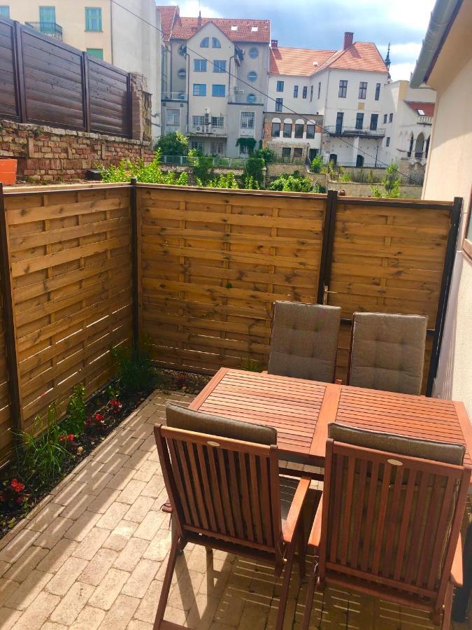 Boroka Apartman Belvaros Veszprém Екстериор снимка